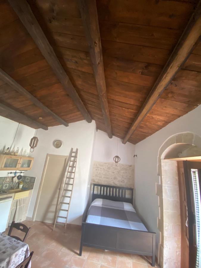 Casa Martina Villa Палацоло Акрейде Екстериор снимка